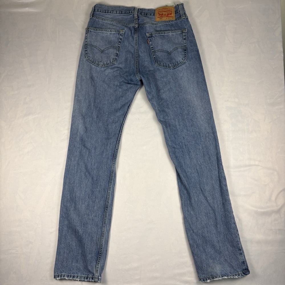 Levis 505 Regular Fit Straight Jeans Mens 31x34 Light Wash Denim Red Tab - Picture 4 of 4